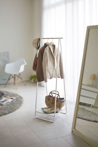 YAMAZAKI Tower Free Standing Hanger WH